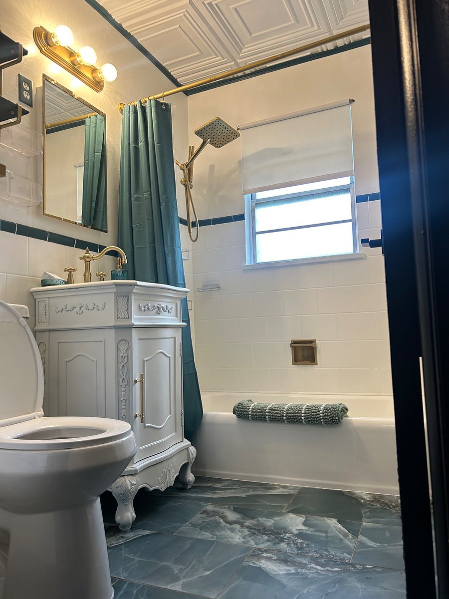 Furnished Finder property 1034817_1 photo 16