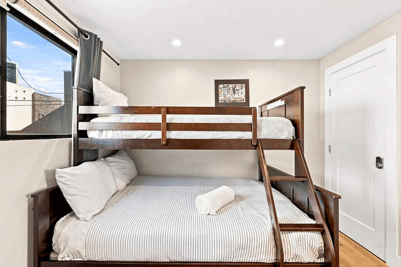 Furnished Finder property 1034824_1 photo 30