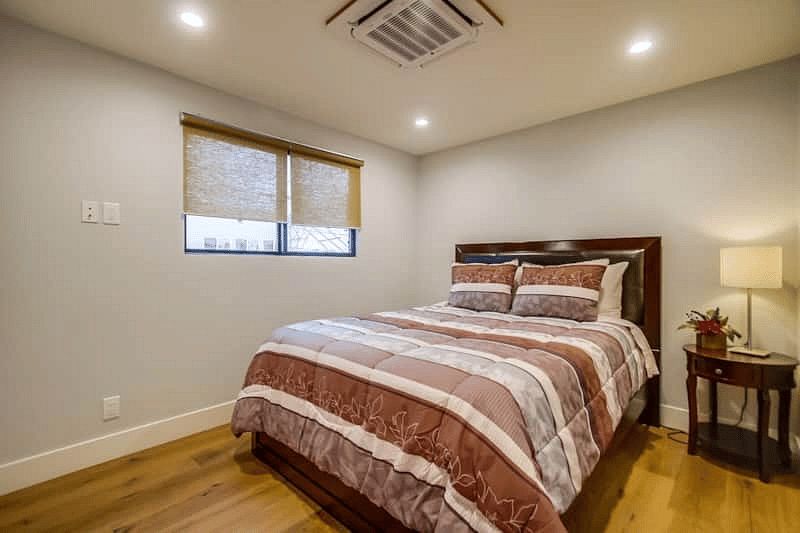 Furnished Finder property 1034825_1 photo 11
