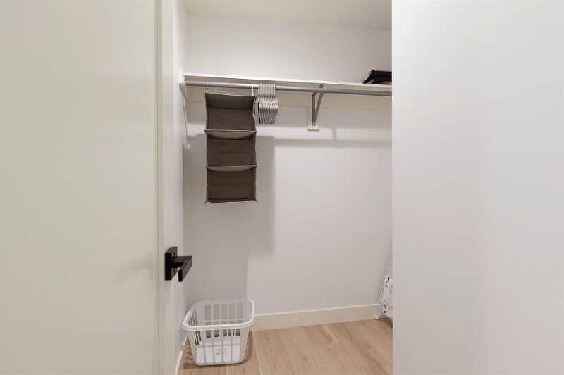 Furnished Finder property 1034827_1 photo 28