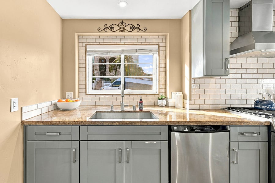 Furnished Finder property 1034830_1 photo 17
