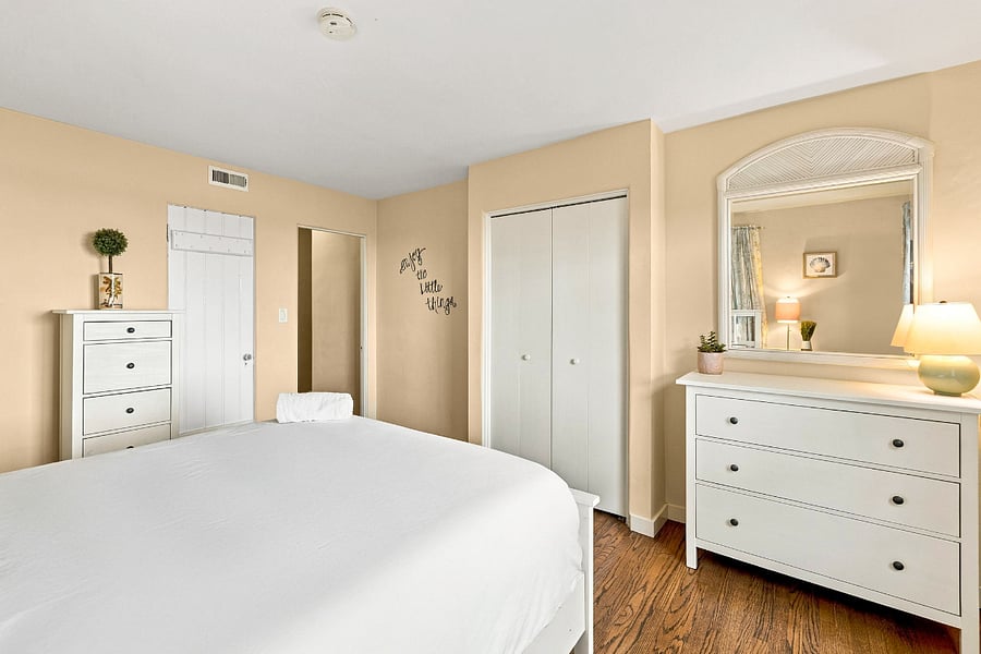 Furnished Finder property 1034830_1 photo 26