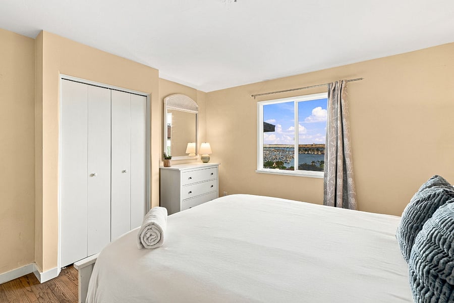 Furnished Finder property 1034830_1 photo 29
