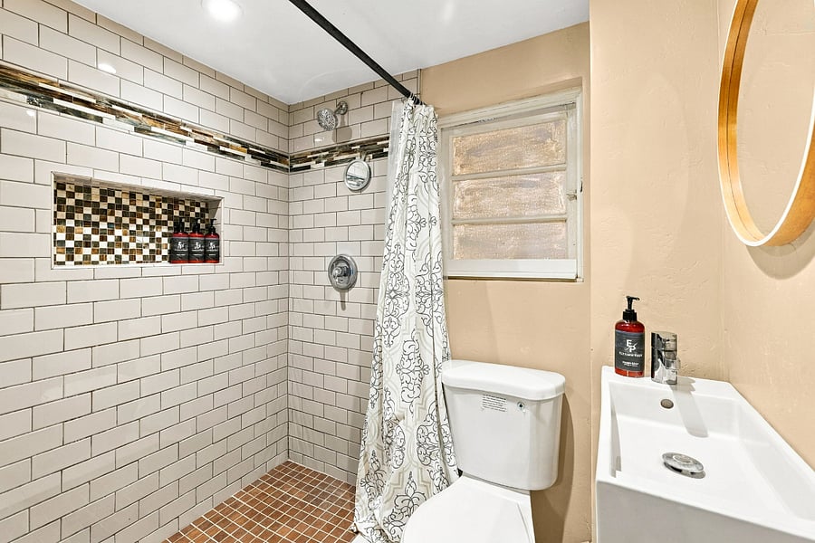 Furnished Finder property 1034830_1 photo 41