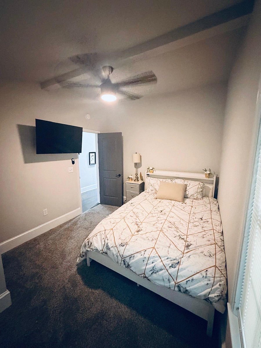 Furnished Finder property 1034859_1 photo 12