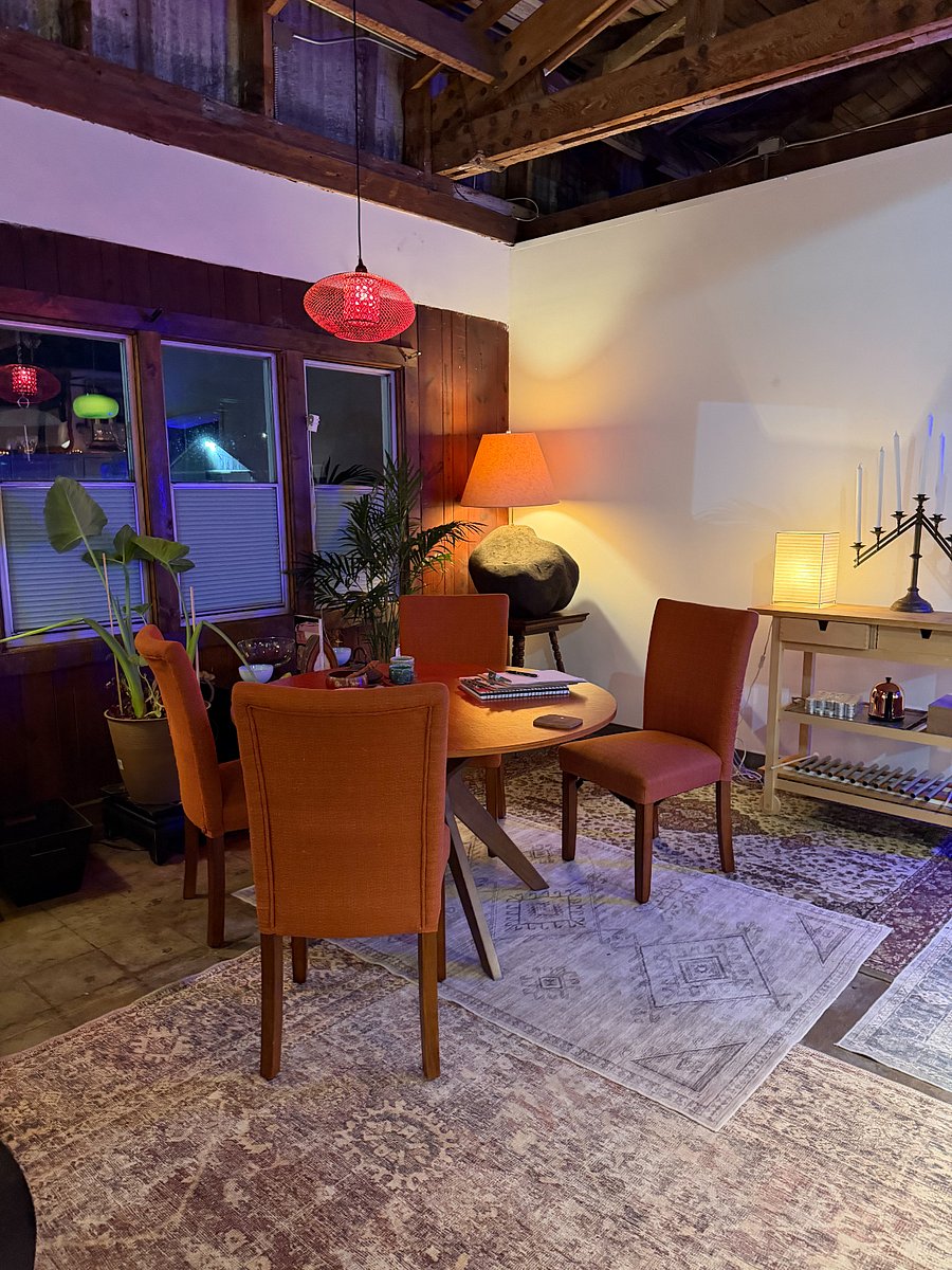 Furnished Finder property 1034877_1 photo 12