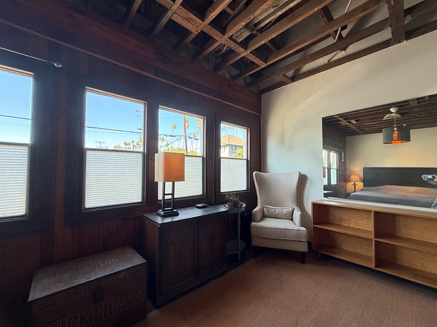 Furnished Finder property 1034877_1 photo 29
