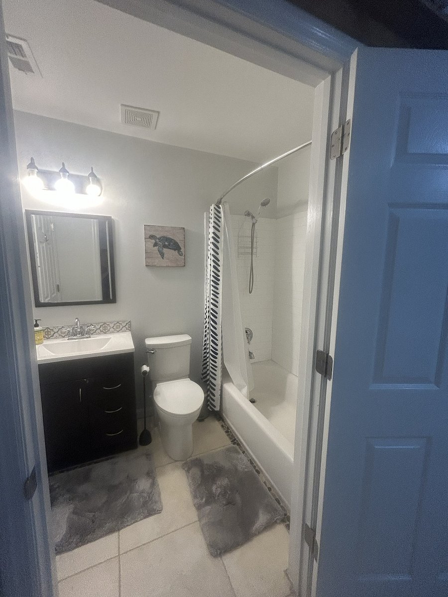 Furnished Finder property 1034883_1 photo 17