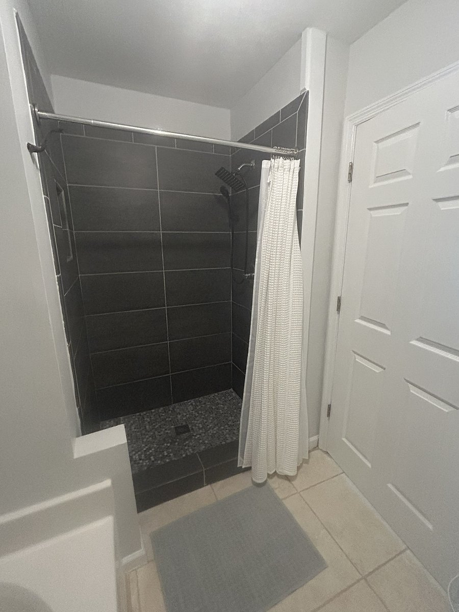 Furnished Finder property 1034883_1 photo 13