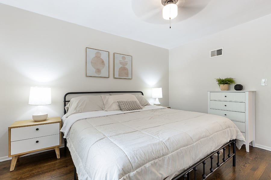 Bedroom 1 with King Sized bed