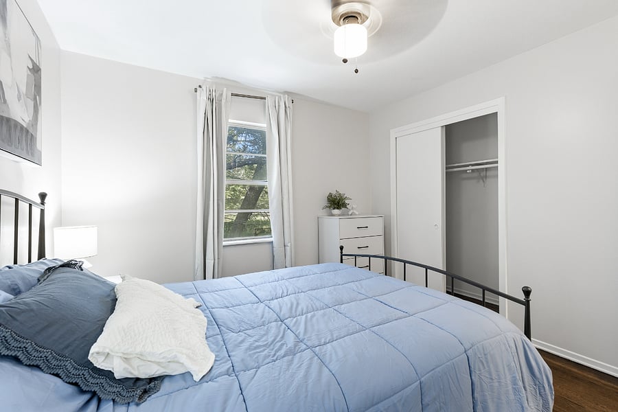 Bedroom 2 with Queen Sized bed