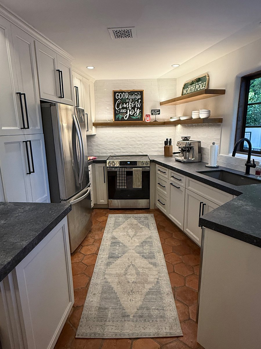 Furnished Finder property 1034892_1 photo 2
