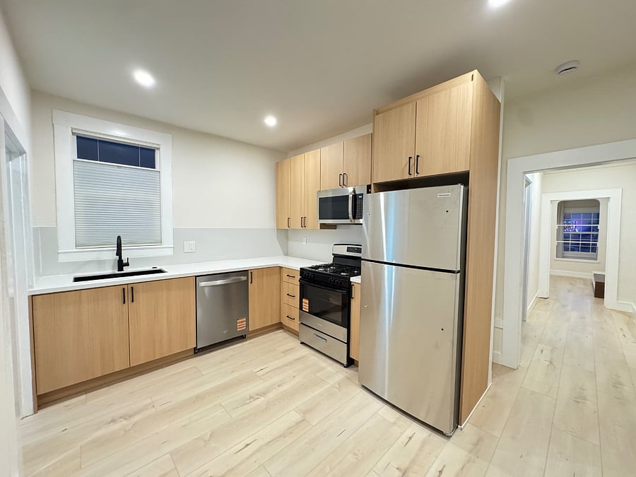 Furnished Finder property 1034893_1 photo 3
