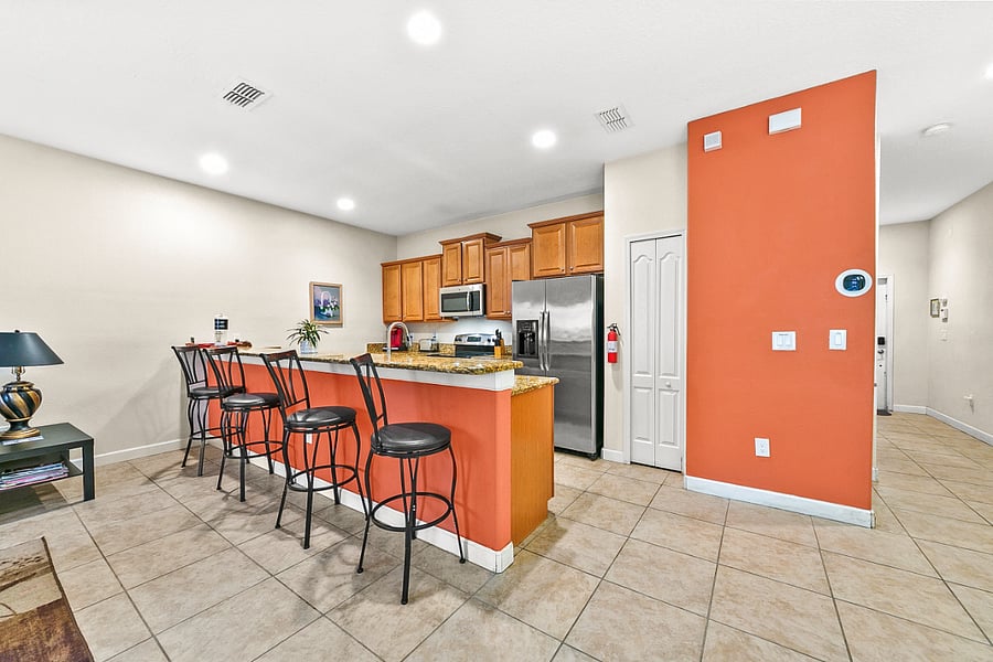 Furnished Finder property 1034897_1 photo 5