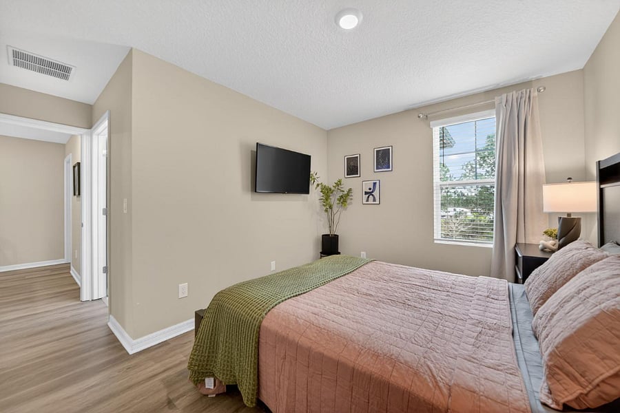 Furnished Finder property 1034910_1 photo 17