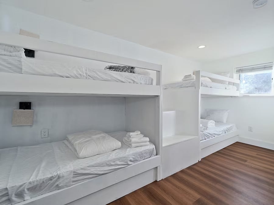 Furnished Finder property 1034916_1 photo 11