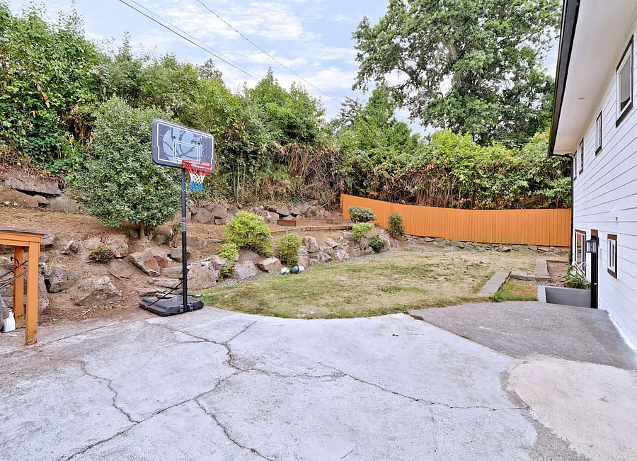 Furnished Finder property 1034916_1 photo 23