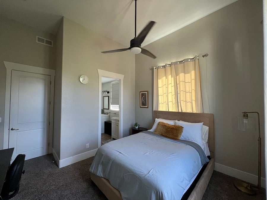 Furnished Finder property 1034922_1 photo 12