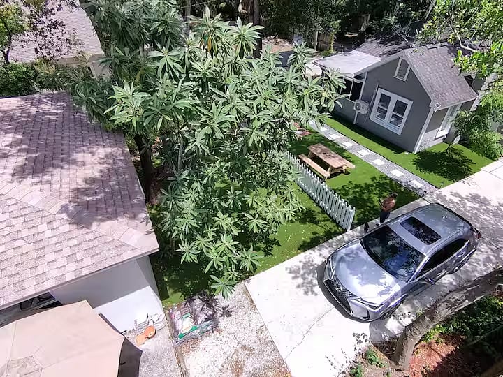Furnished Finder property 1034930_1 photo 24