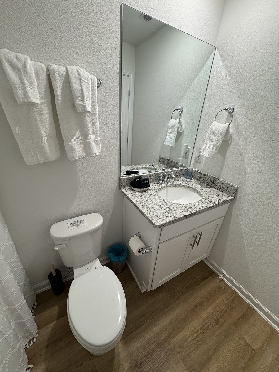 Furnished Finder property 1034940_1 photo 6