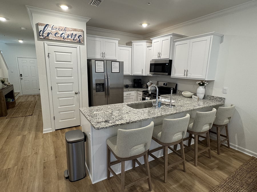 Furnished Finder property 1034940_1 photo 9