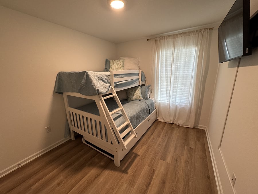 Furnished Finder property 1034940_1 photo 10