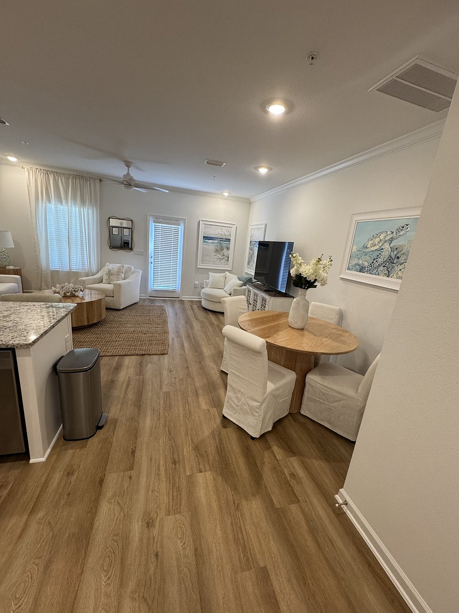 Furnished Finder property 1034940_1 photo 12