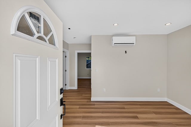Furnished Finder property 1034953_1 photo 12