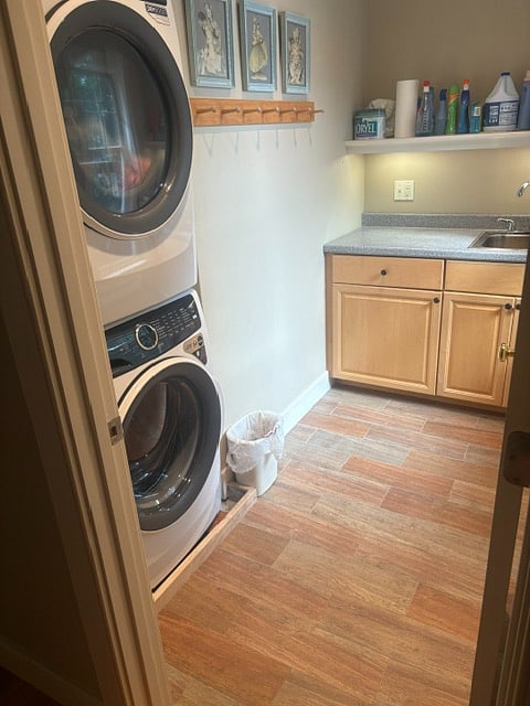 Furnished Finder property 1034956_1 photo 10