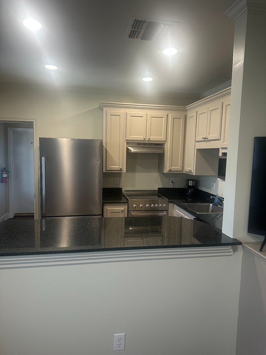 Furnished Finder property 1034963_1 photo 2