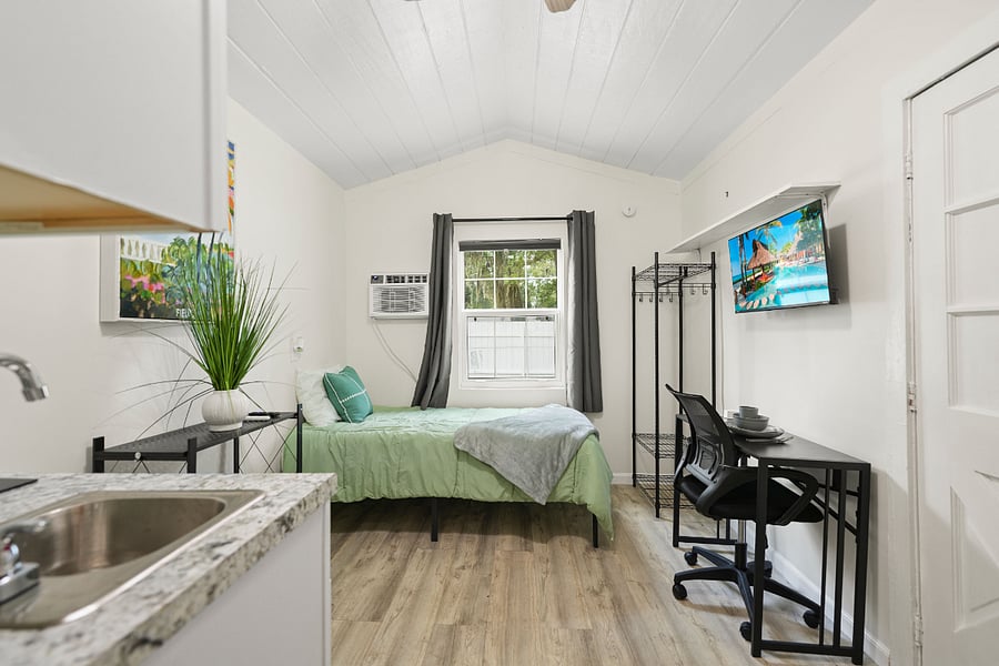 Furnished Finder property 1034965_1 photo 1