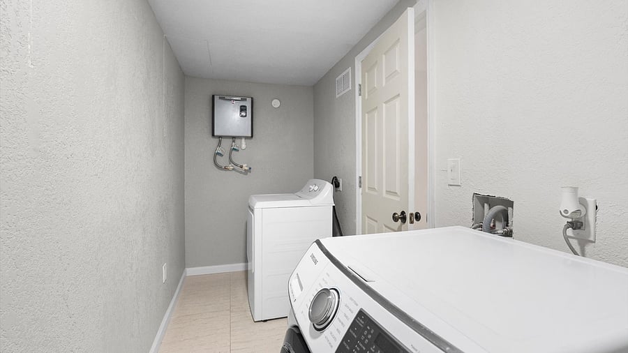Furnished Finder property 1034965_1 photo 15