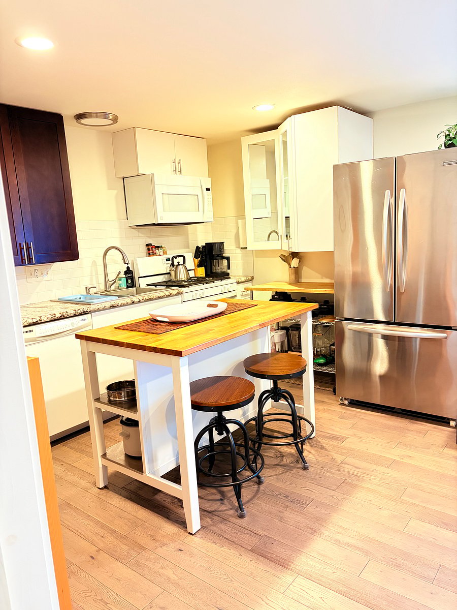 Furnished Finder property 1034969_1 photo 13