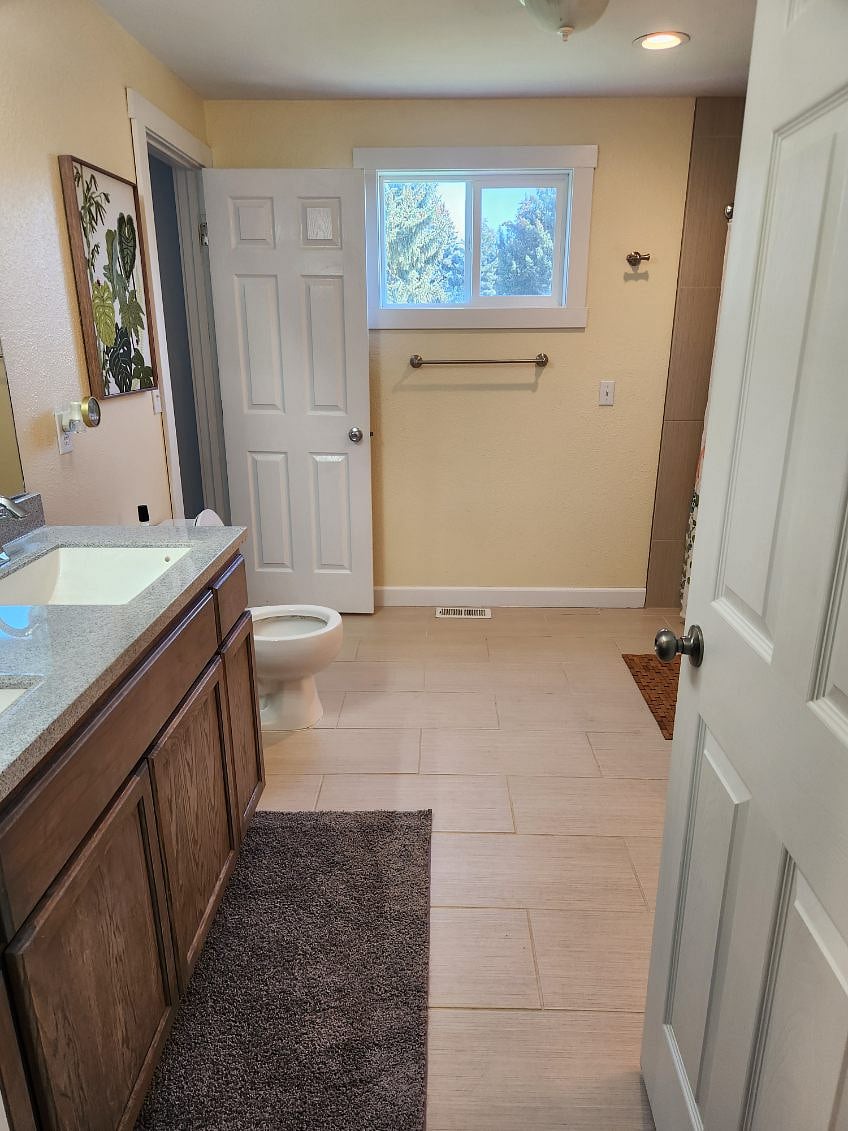 Furnished Finder property 1034977_1 photo 12