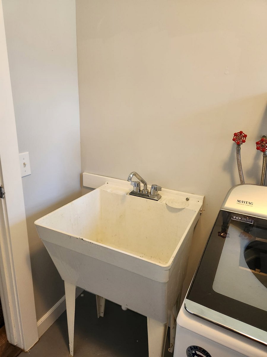 Furnished Finder property 1034977_1 photo 29