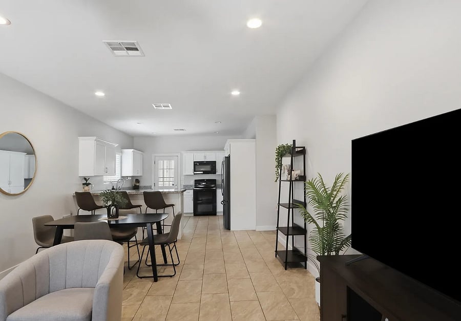 Furnished Finder property 1034995_1 photo 17