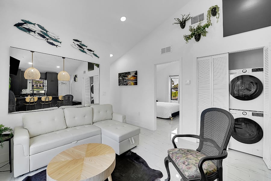 Furnished Finder property 1034996_1 photo 4