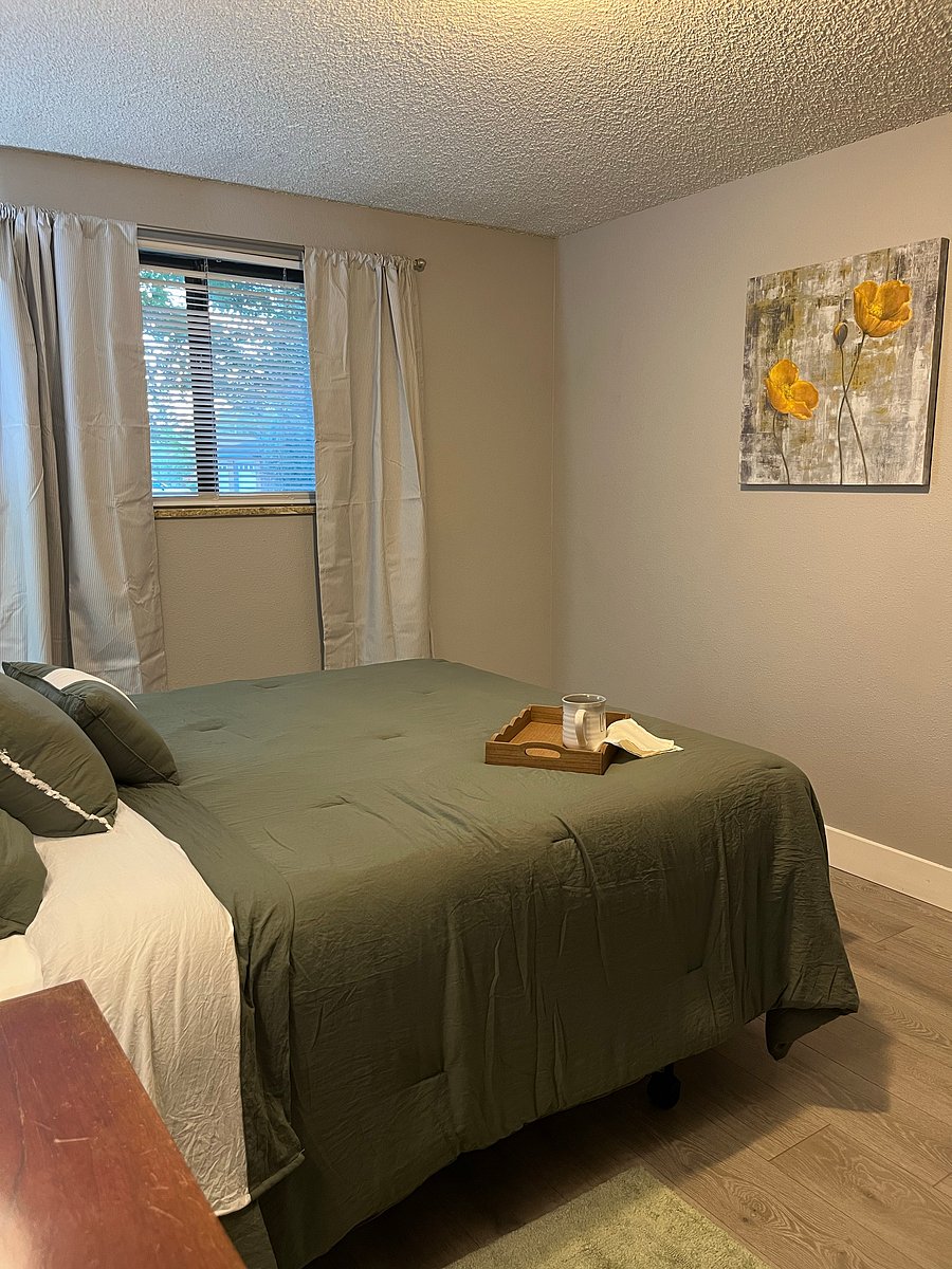 Furnished Finder property 1034999_1 photo 7