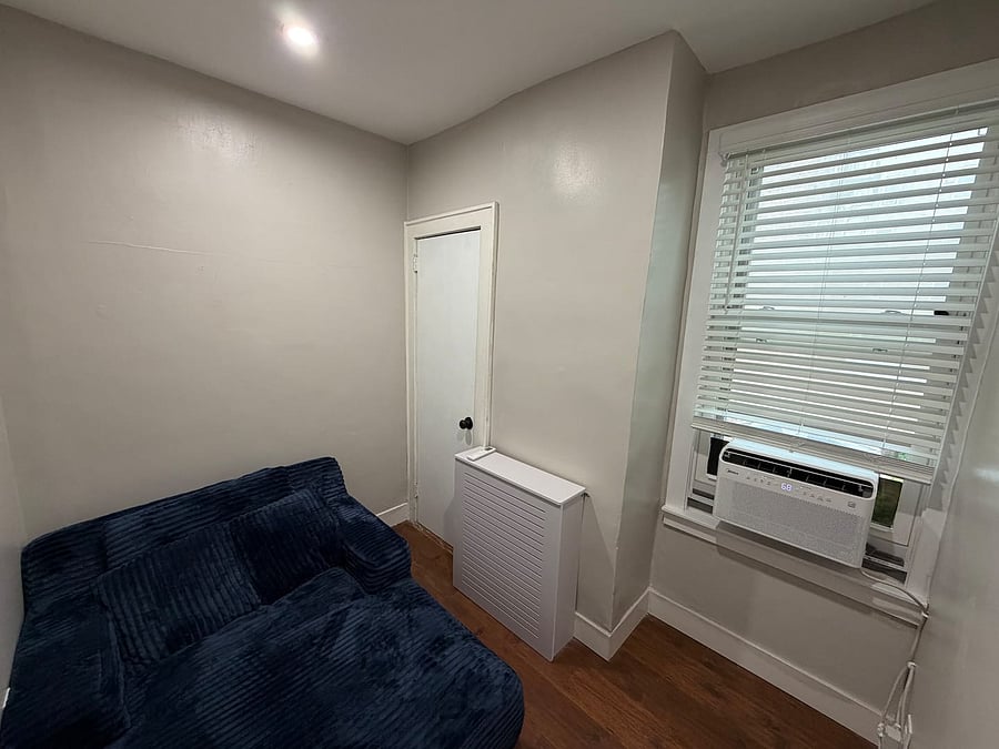 Bedroom 3 with a new comfy couch to rest on!
