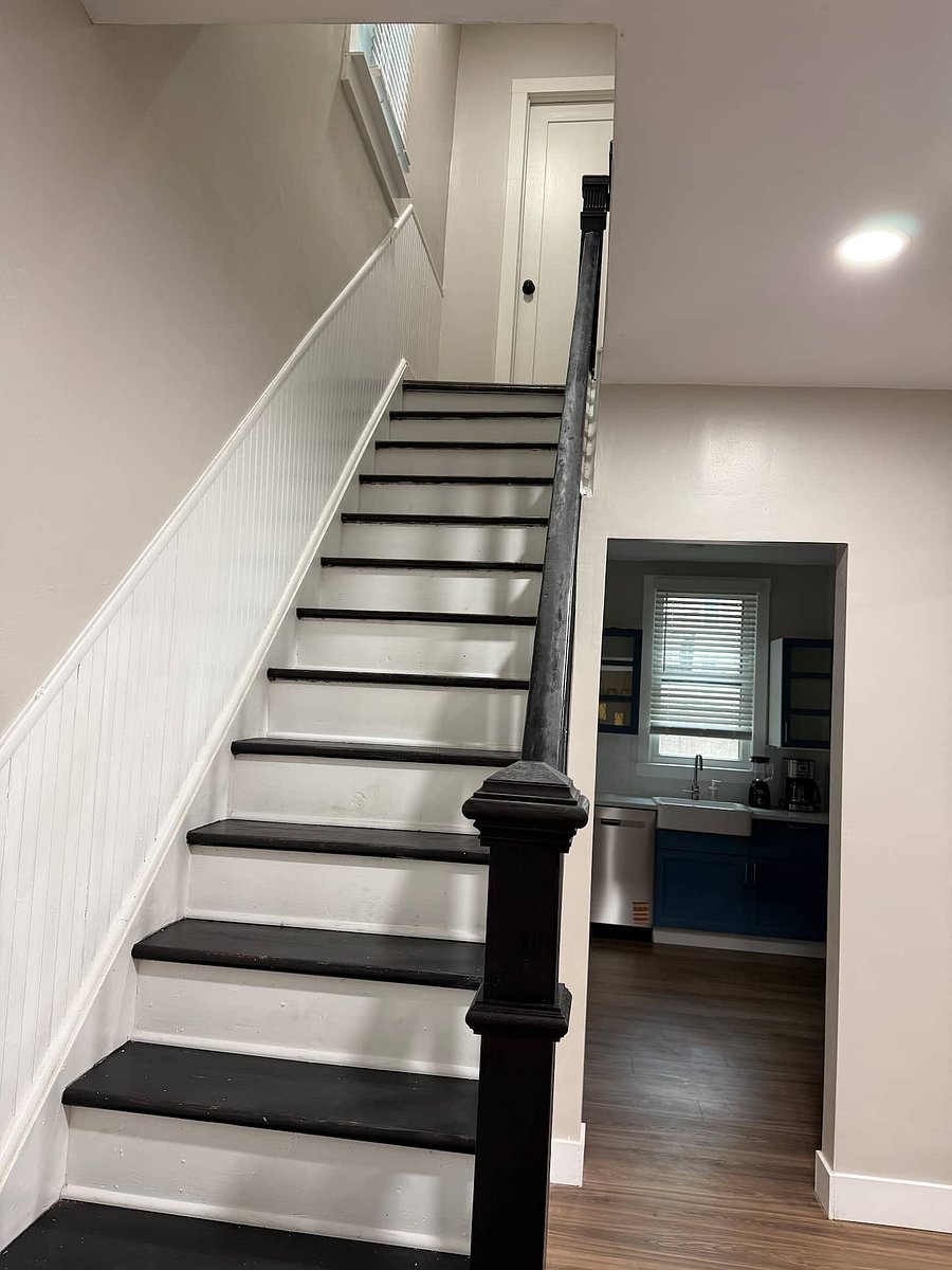 Stairs to 2nd floor