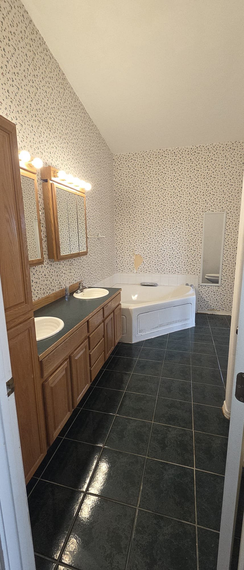 Furnished Finder property 1035011_1 photo 9