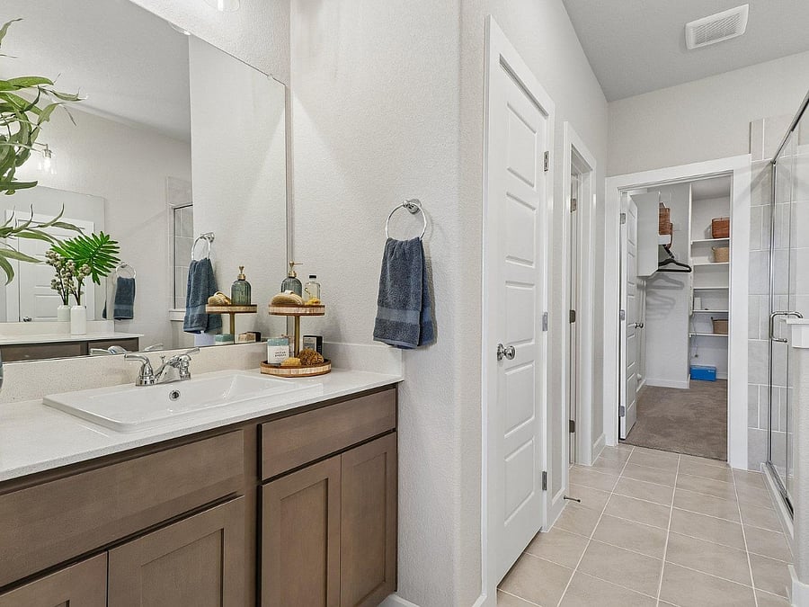 Furnished Finder property 1035029_1 photo 15