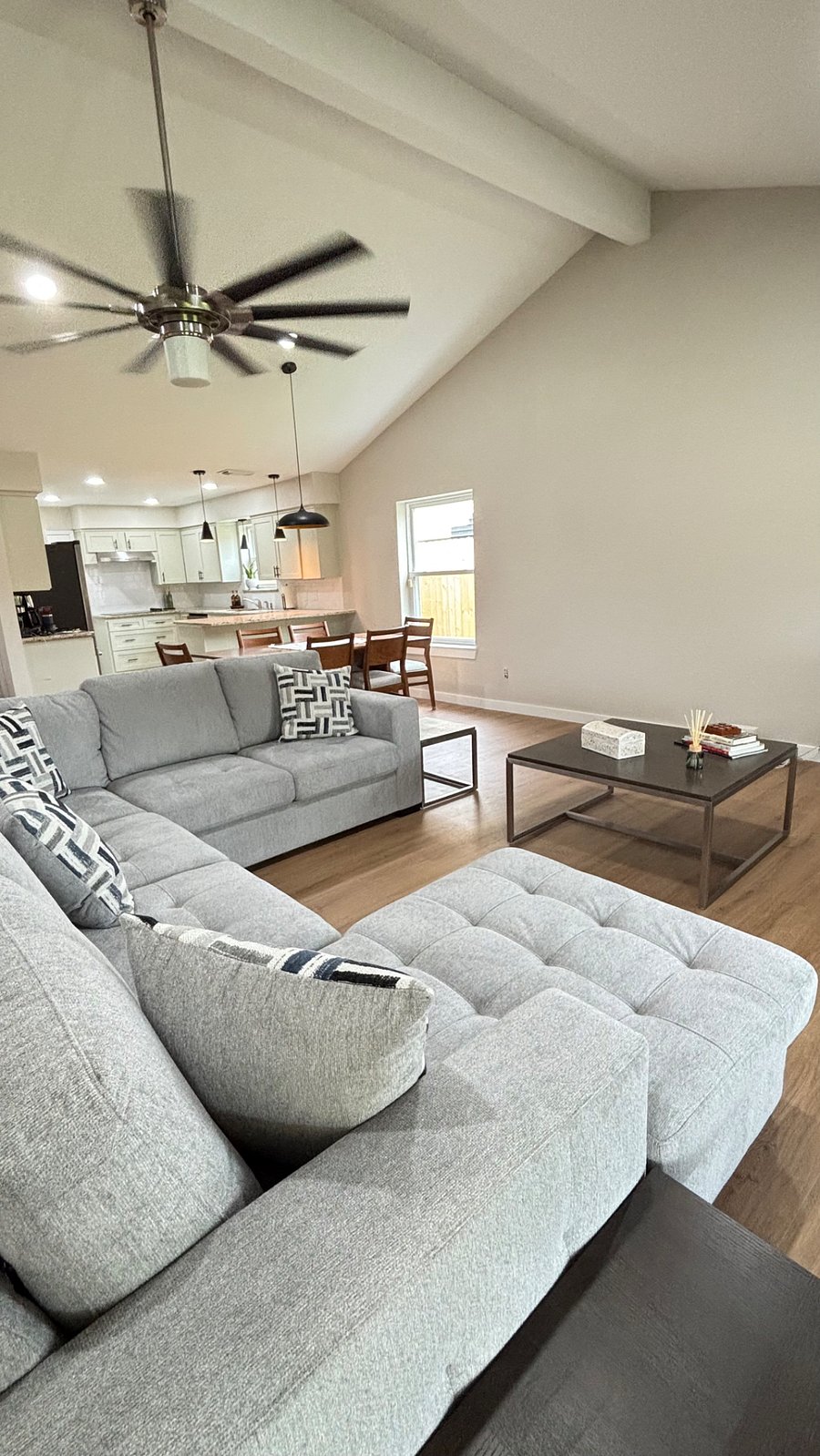 Furnished Finder property 1035033_1 photo 3