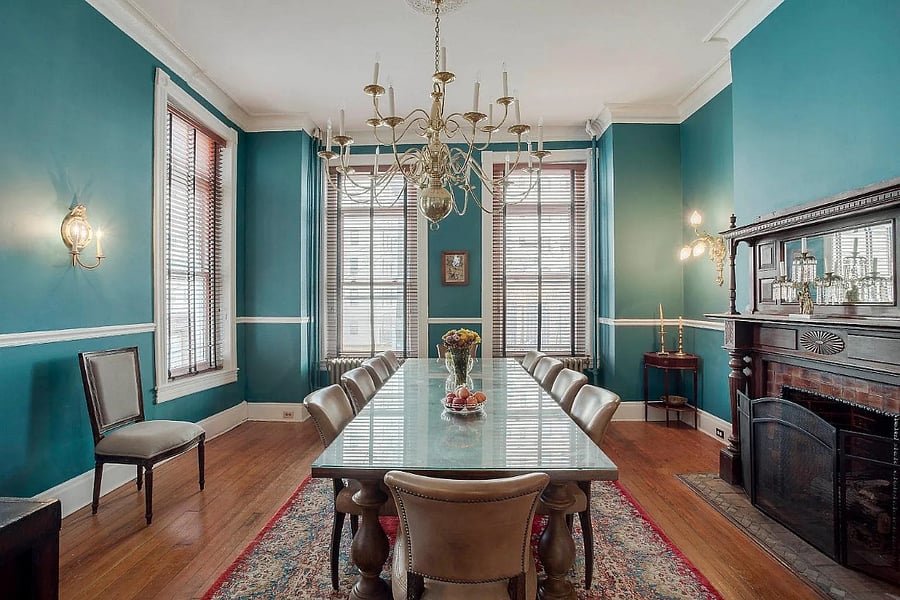 Shared dining room