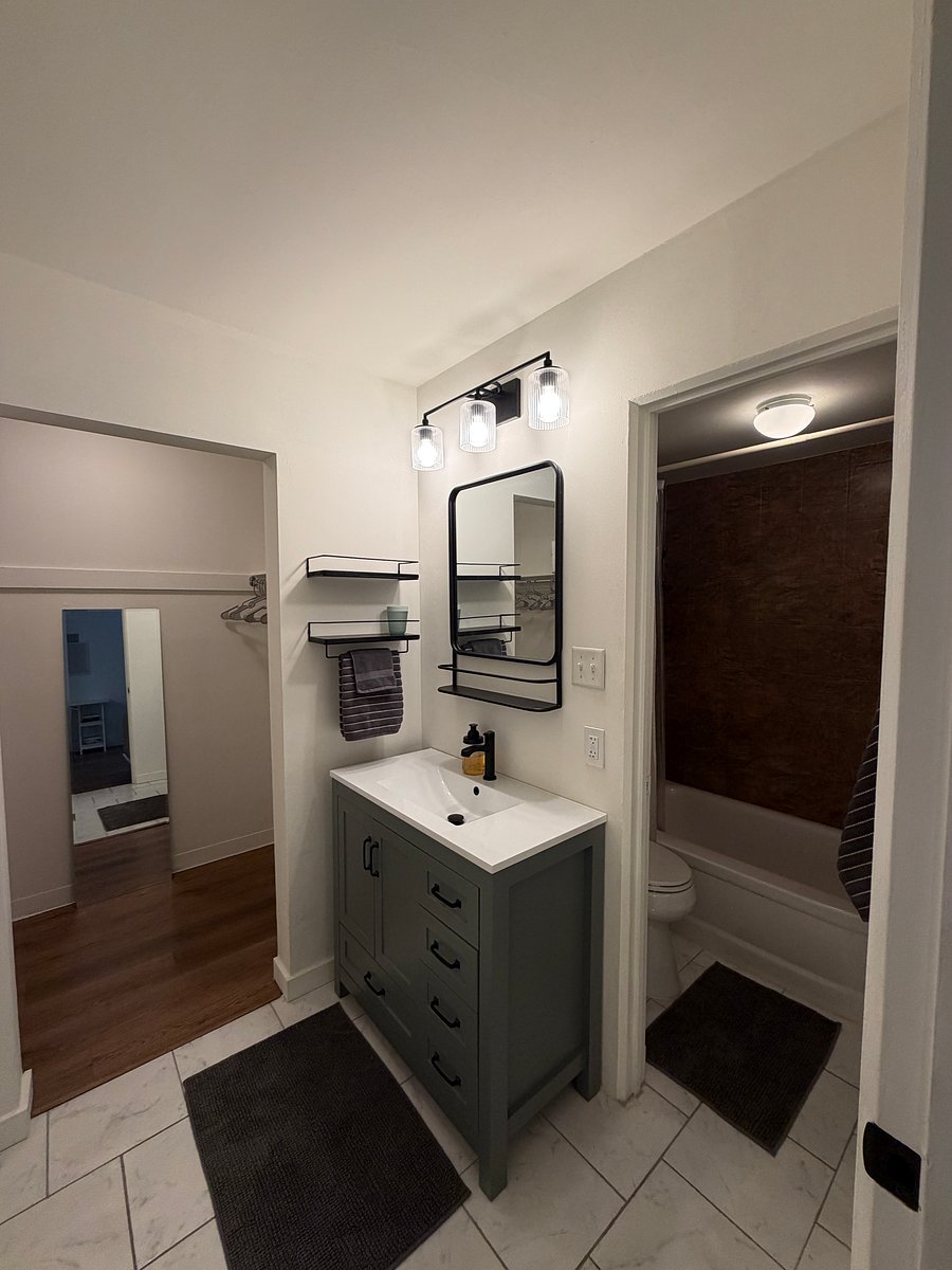 Furnished Finder property 1035047_1 photo 4