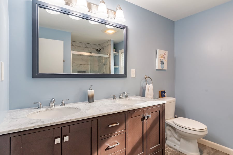 double sinks in the bathroom