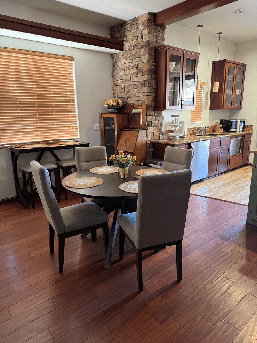 Furnished Finder property 1035087_1 photo 3