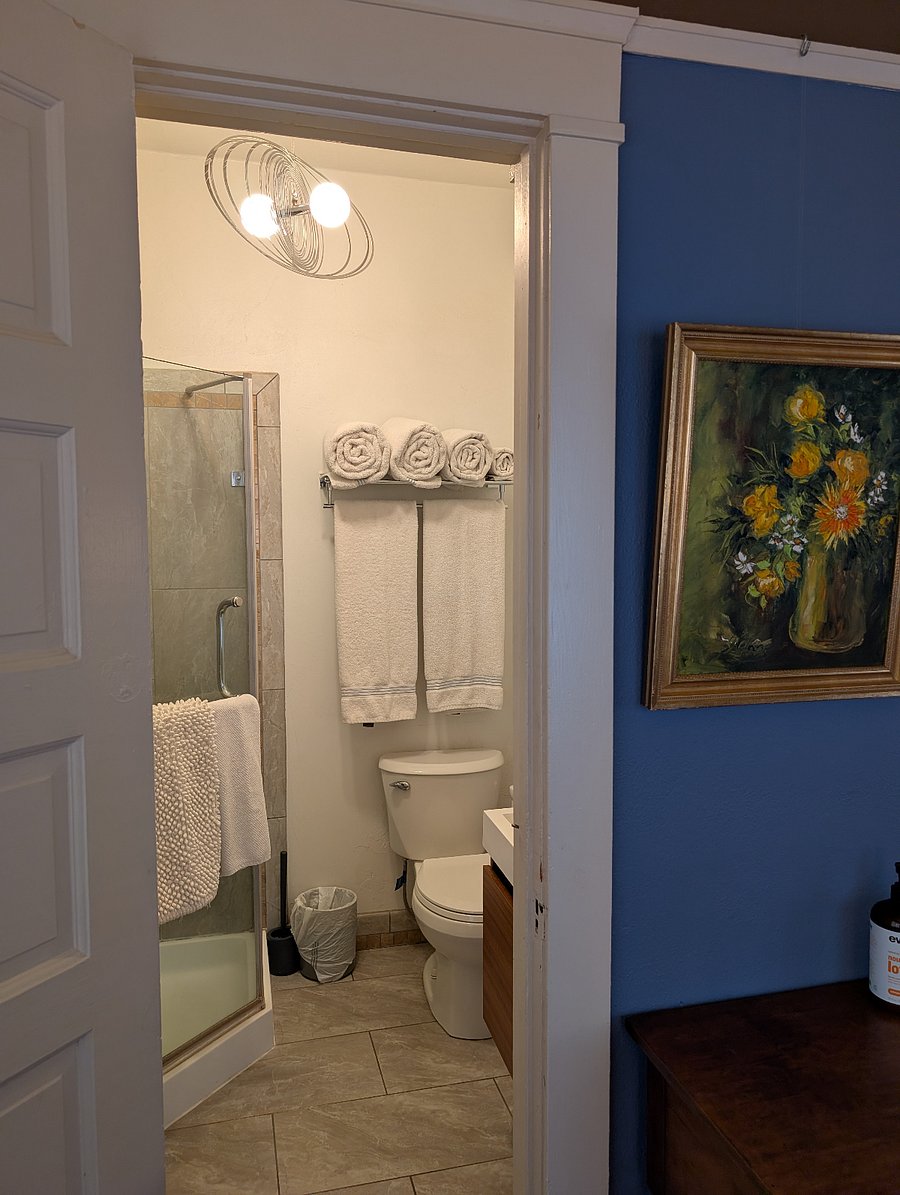 Furnished Finder property 1035088_1 photo 9