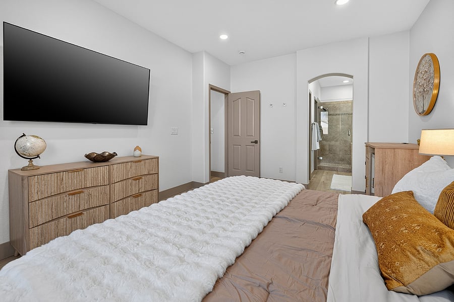 Furnished Finder property 1035095_1 photo 15