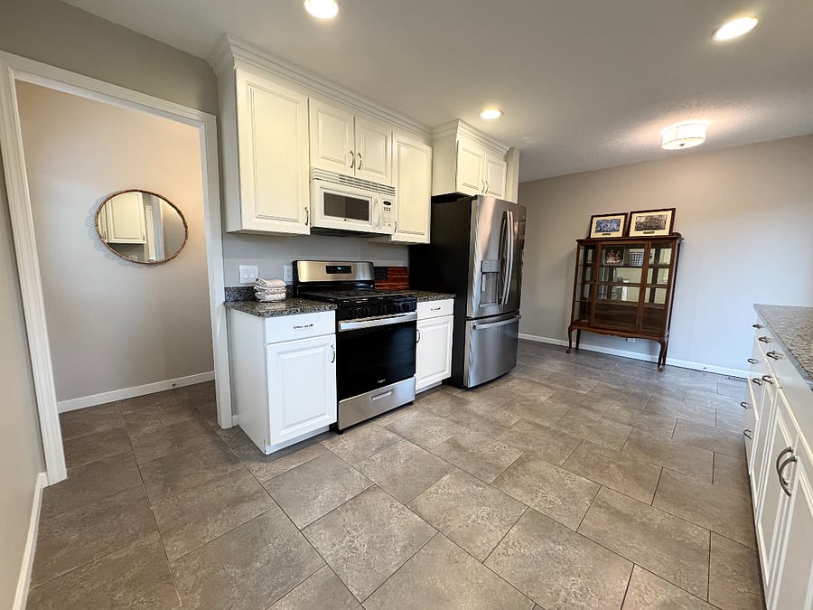 Furnished Finder property 1035101_1 photo 3